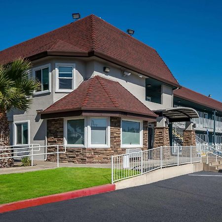 Quality Inn Elk Grove-Sacramento Exteriör bild