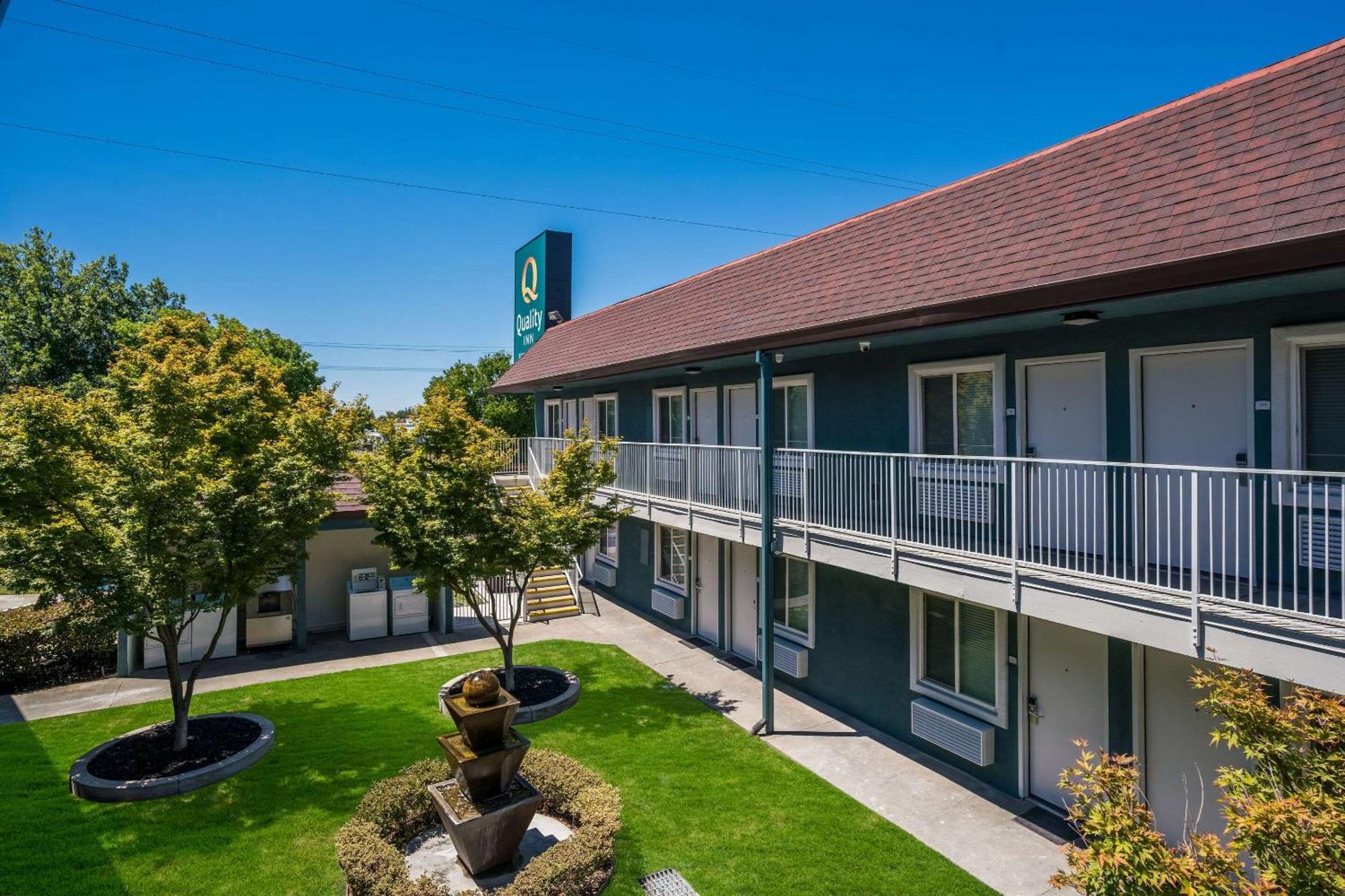 Quality Inn Elk Grove-Sacramento Exteriör bild